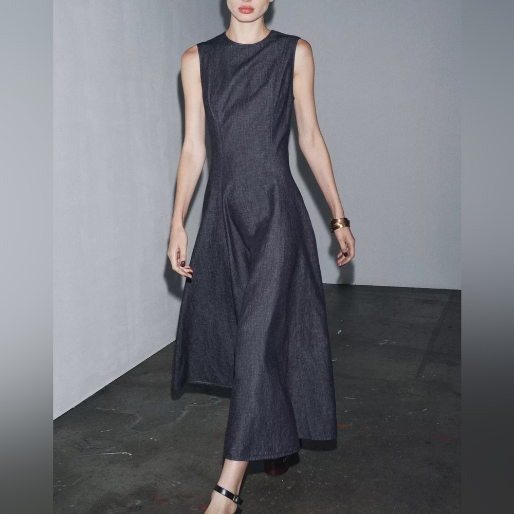 ZARA DENIM MIDI DRESS size XS
